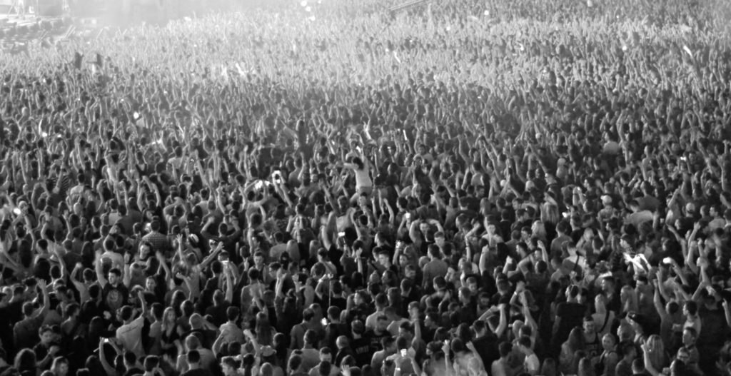 Imagem de multidão (Postagem: 20 milhões de adventistas deixados para trás)